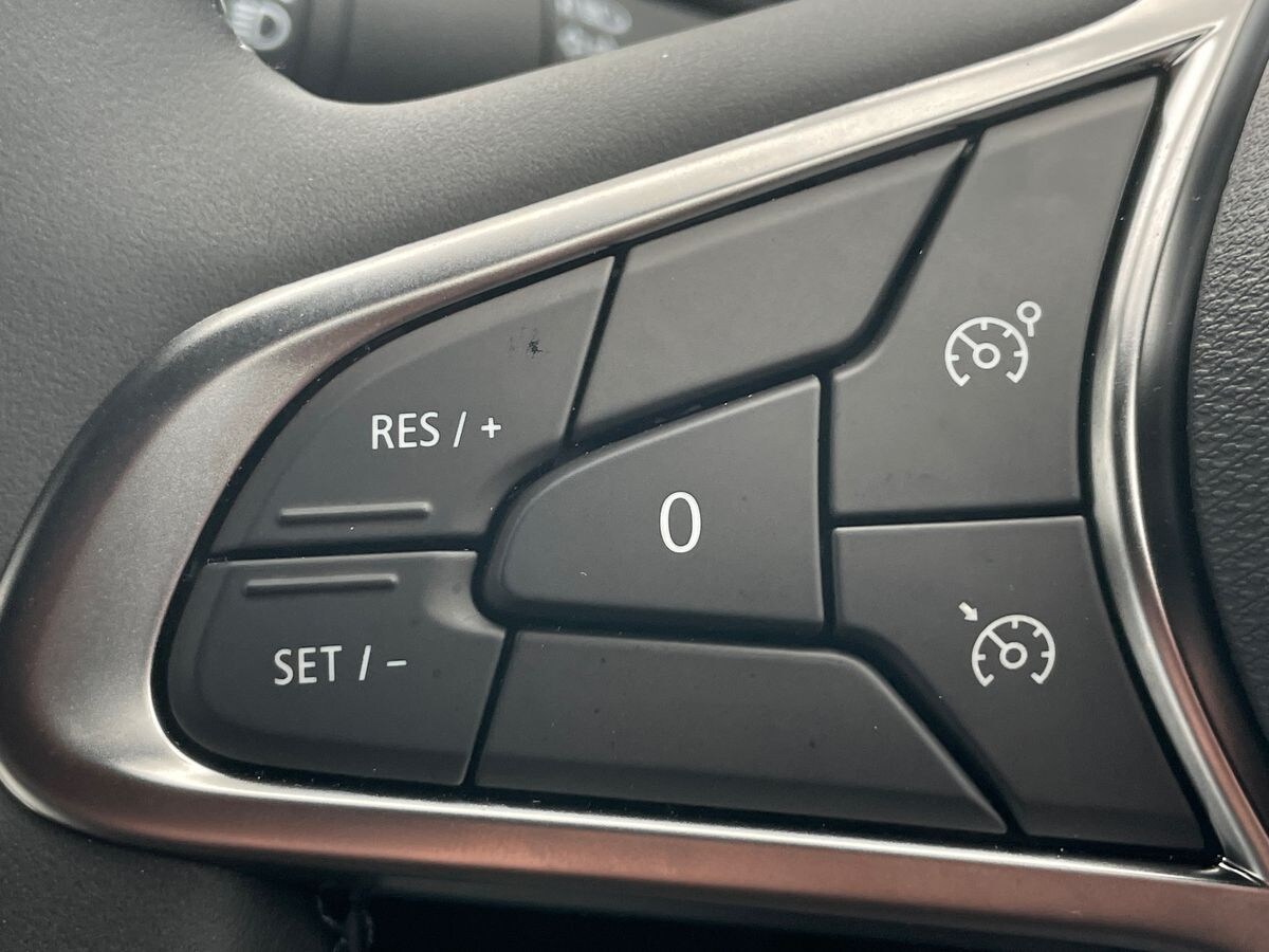 Used Renault Clio 2025 for sale - 76413792: Photo 24