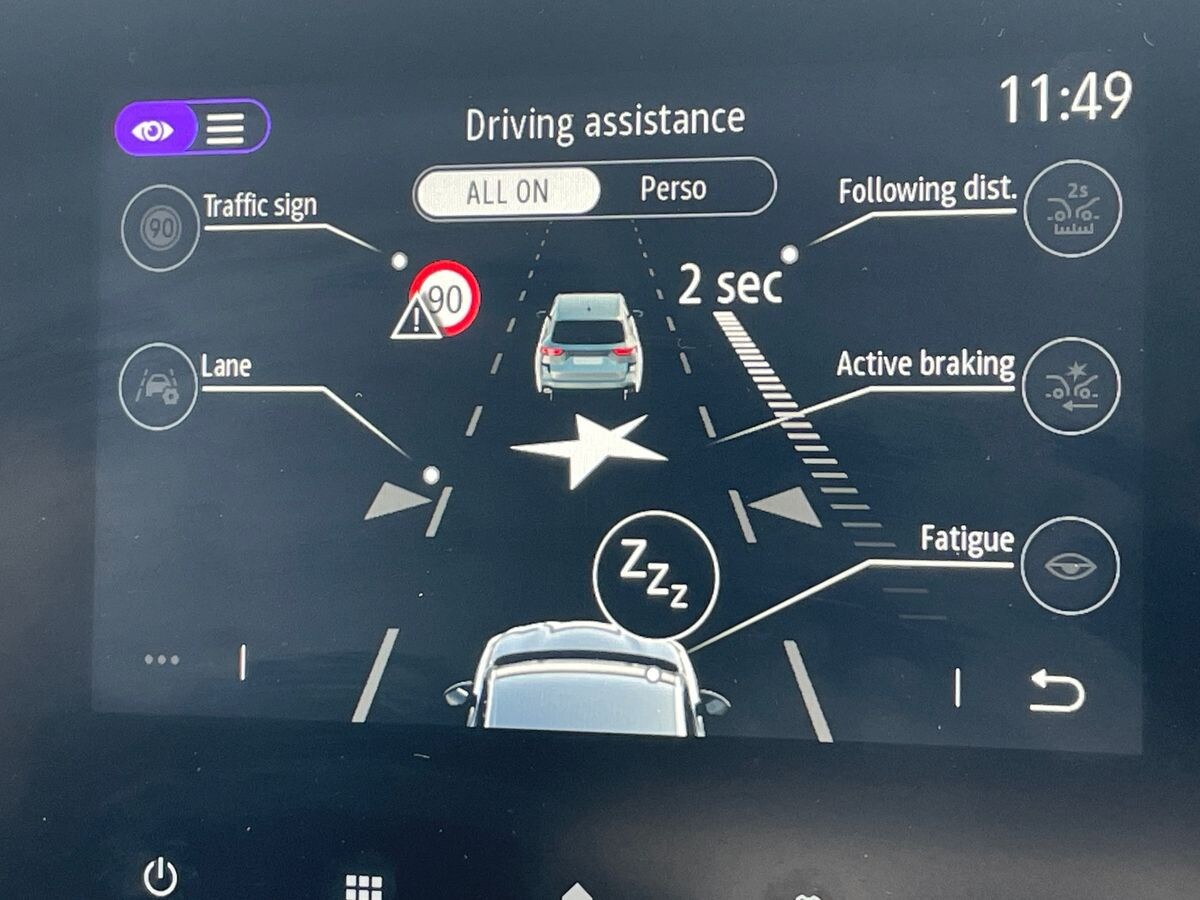 Used Renault Clio 2025 for sale - 76413792: Photo 32