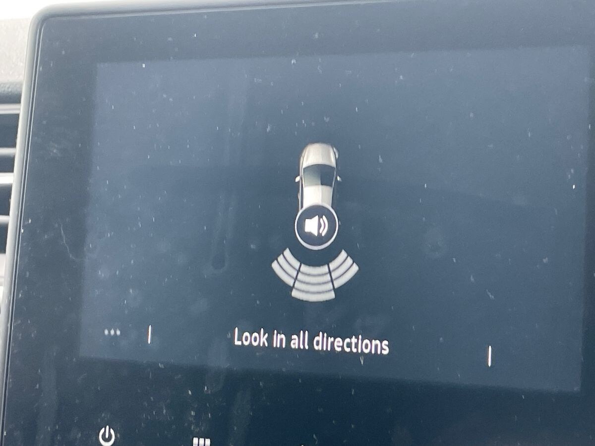 Used Renault Captur 2023 for sale - 76413745: Photo 17