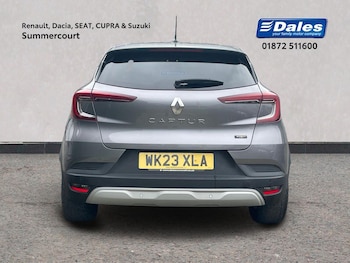 Used Renault Captur 2023 for sale - 76413745: Photo