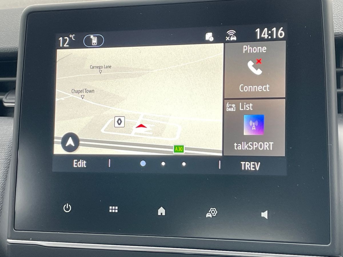 Used Renault Clio 2024 for sale - 76885238: Photo 15