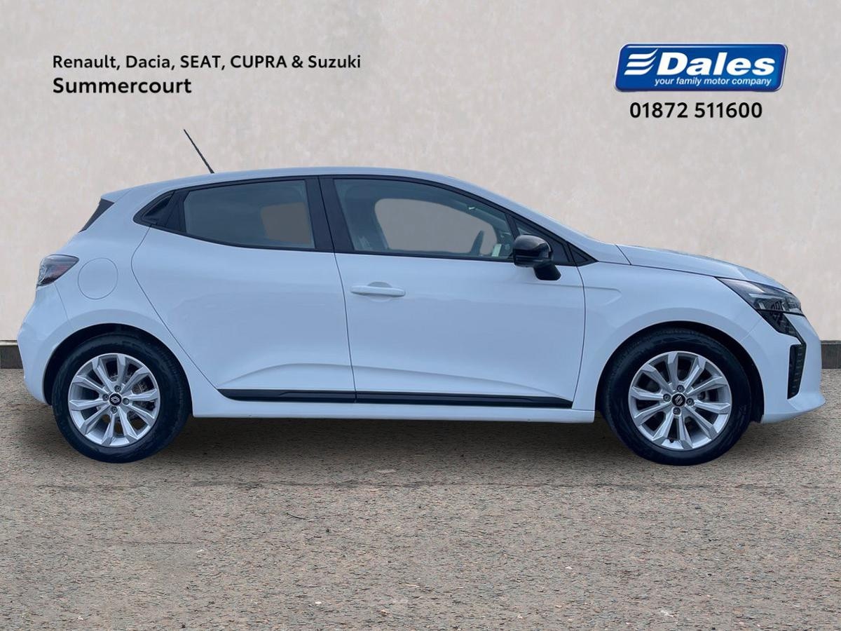 Used Renault Clio 2024 for sale - 76885238: Photo 4