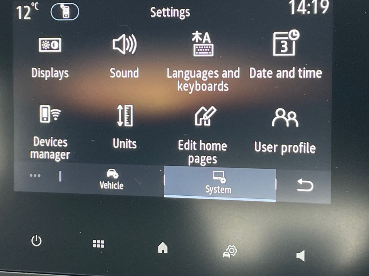 Used Renault Clio 2024 for sale - 76885238: Photo 41