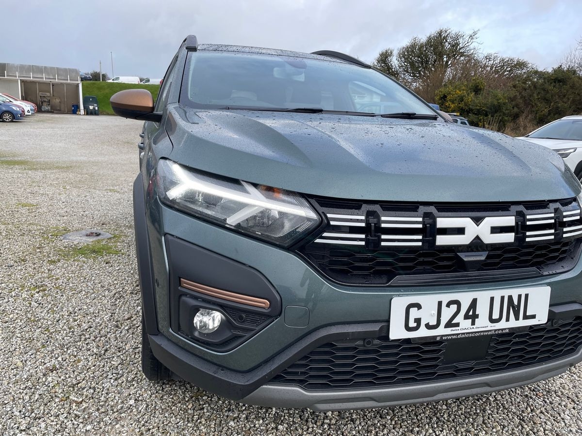 Used Dacia Jogger 2024 for sale - 76963758: Photo 40