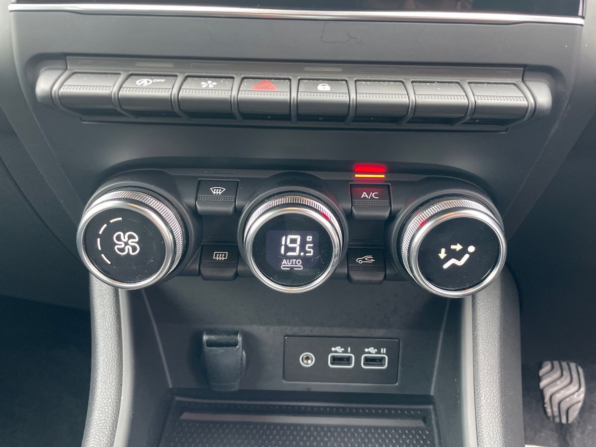 Used Renault Captur 2023 for sale - 75820784: Photo 12