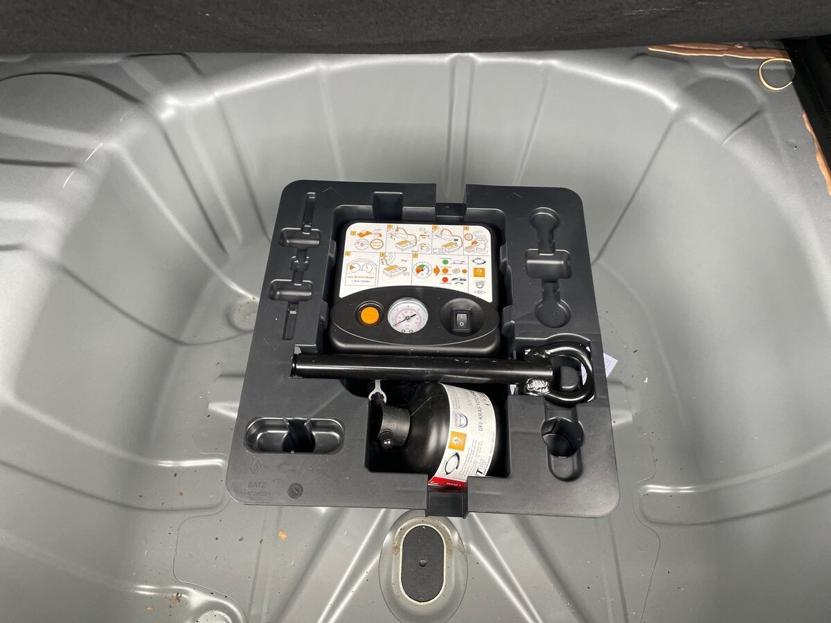 Used Renault Captur 2023 for sale - 75820784: Photo 24