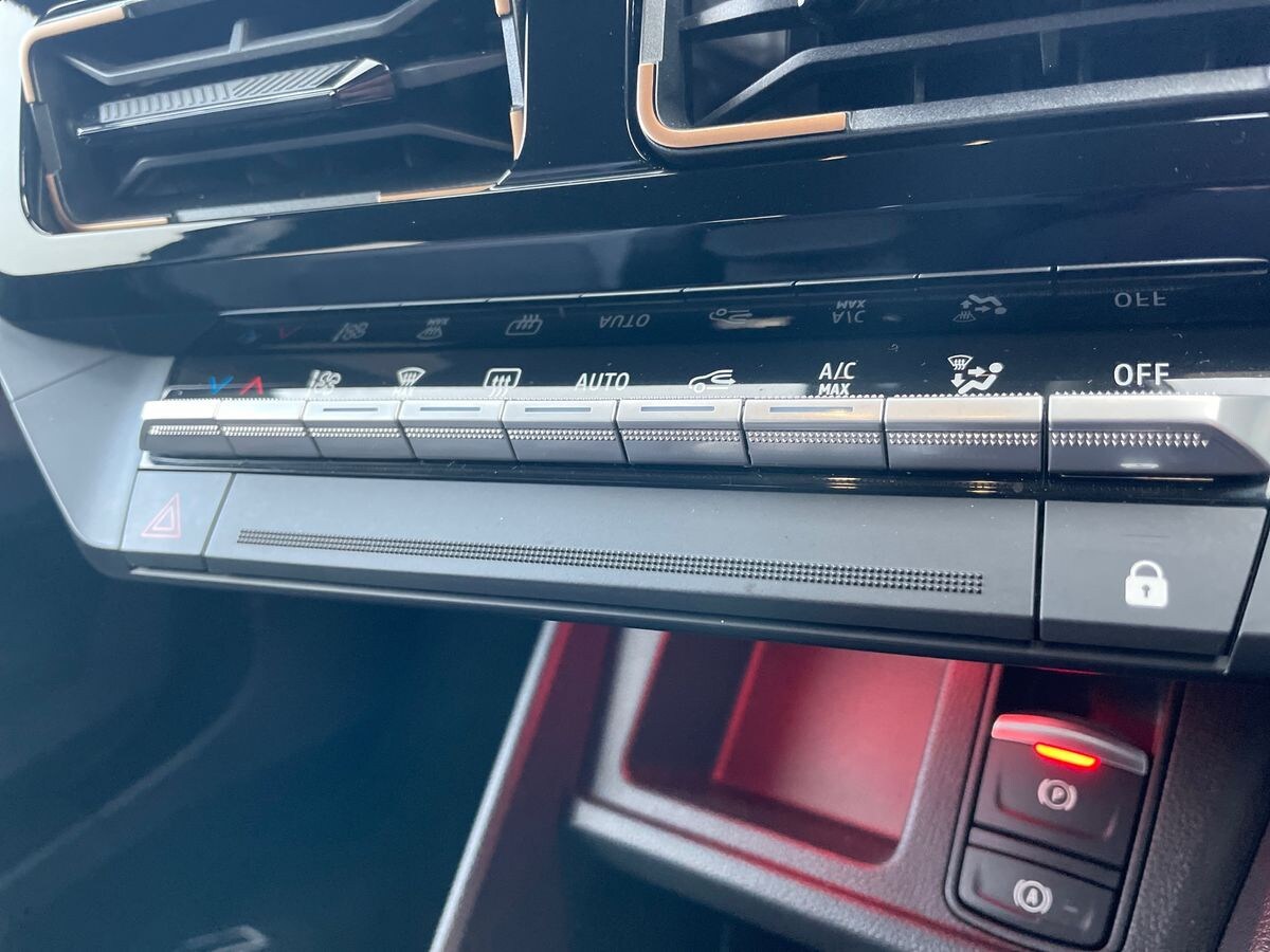 Used Renault 4 2025 for sale - 76653763: Photo 12