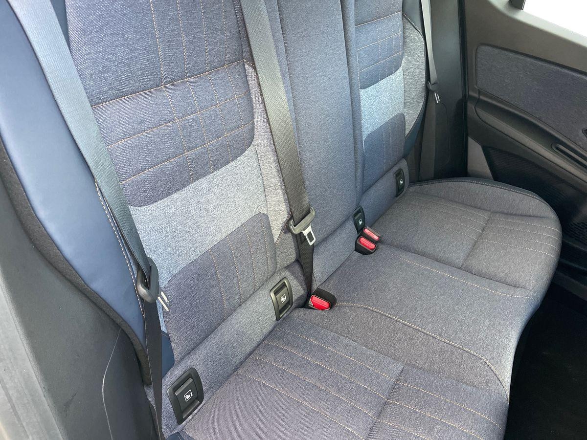 Used Renault 4 2025 for sale - 76653763: Photo 19