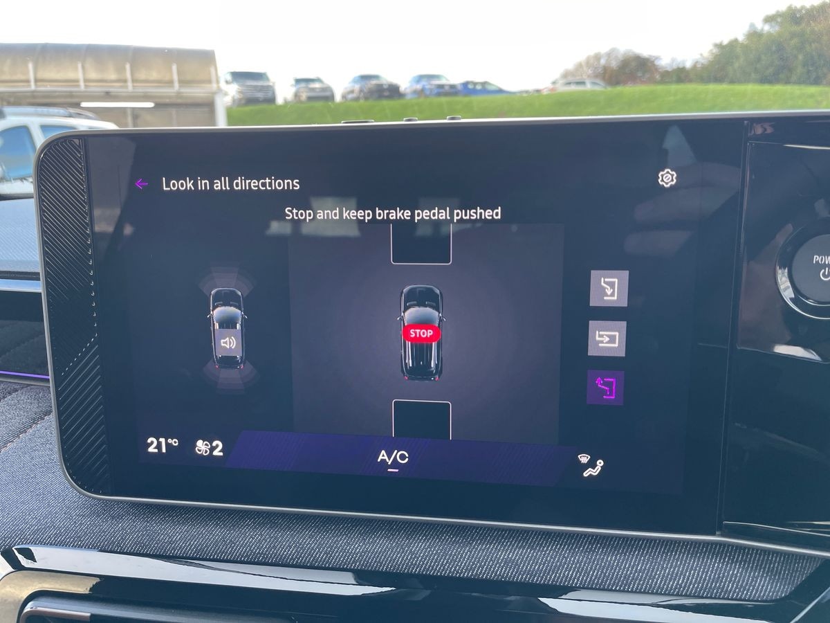 Used Renault 4 2025 for sale - 76653763: Photo 25