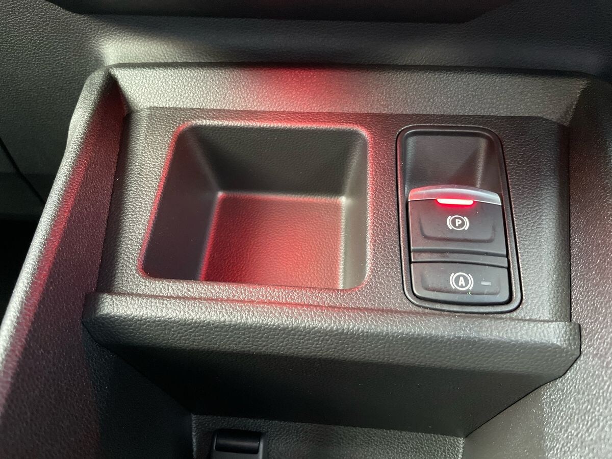 Used Renault 4 2025 for sale - 76653763: Photo 30