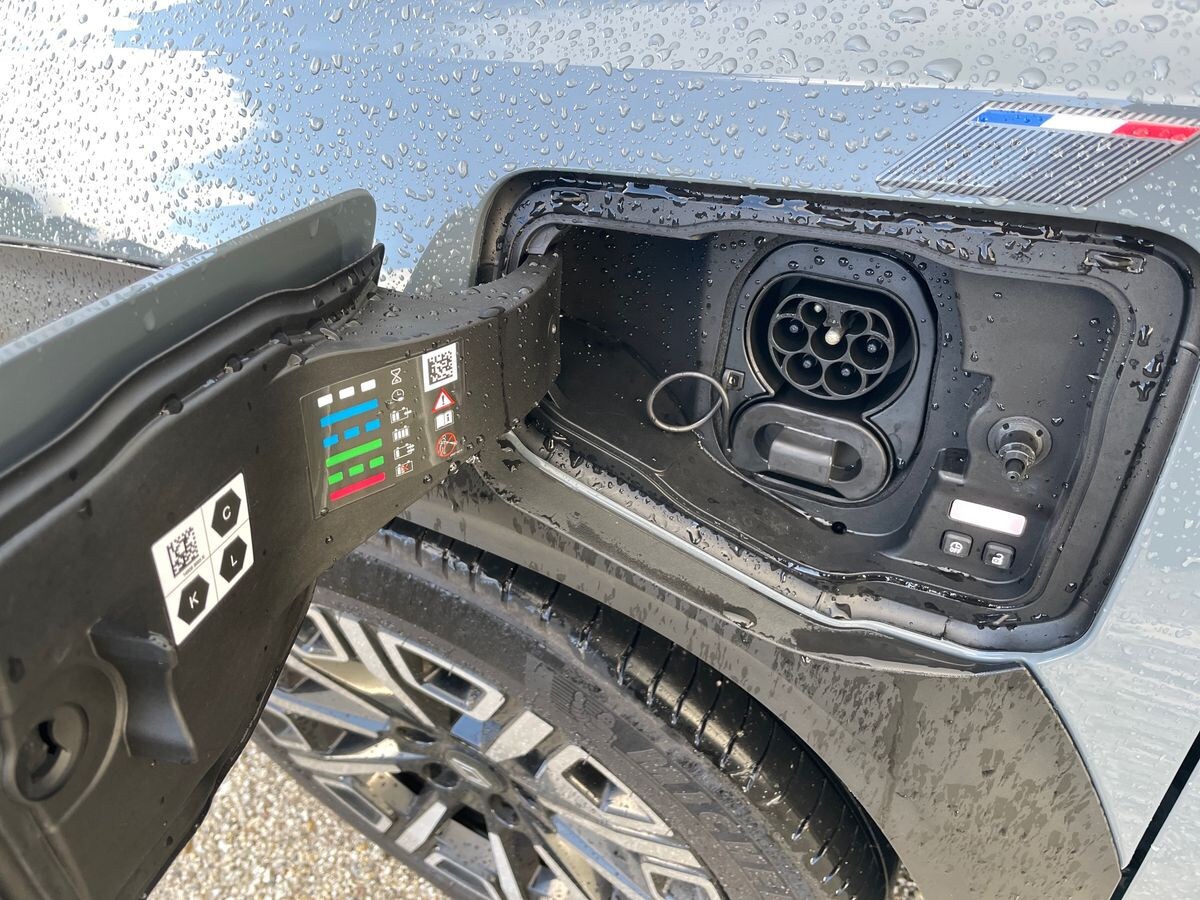 Used Renault 4 2025 for sale - 76653763: Photo 39