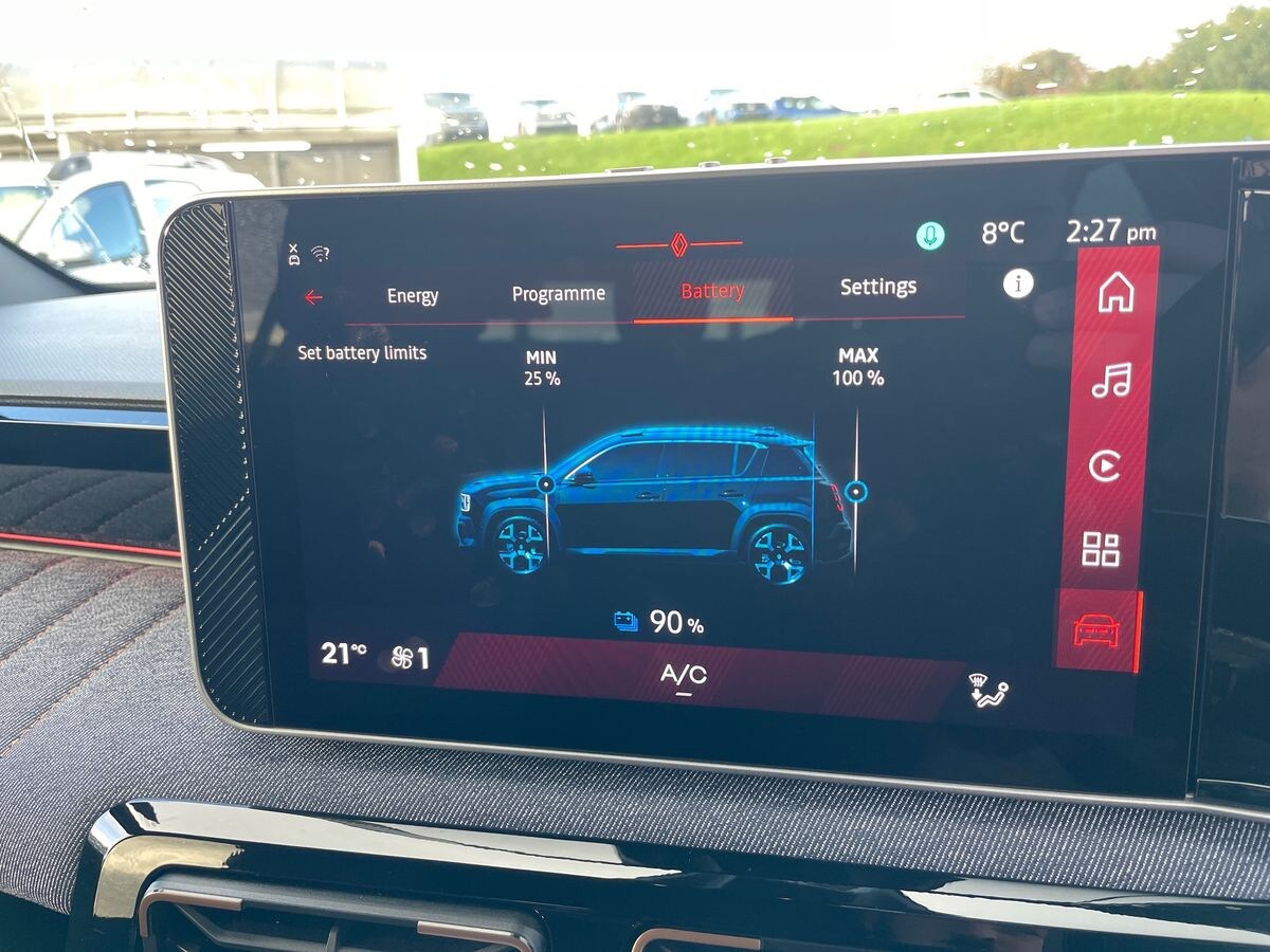 Used Renault 4 2025 for sale - 76653763: Photo 40