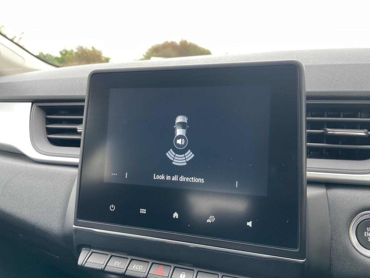 Used Renault Captur 2023 for sale - 76000468: Photo 16