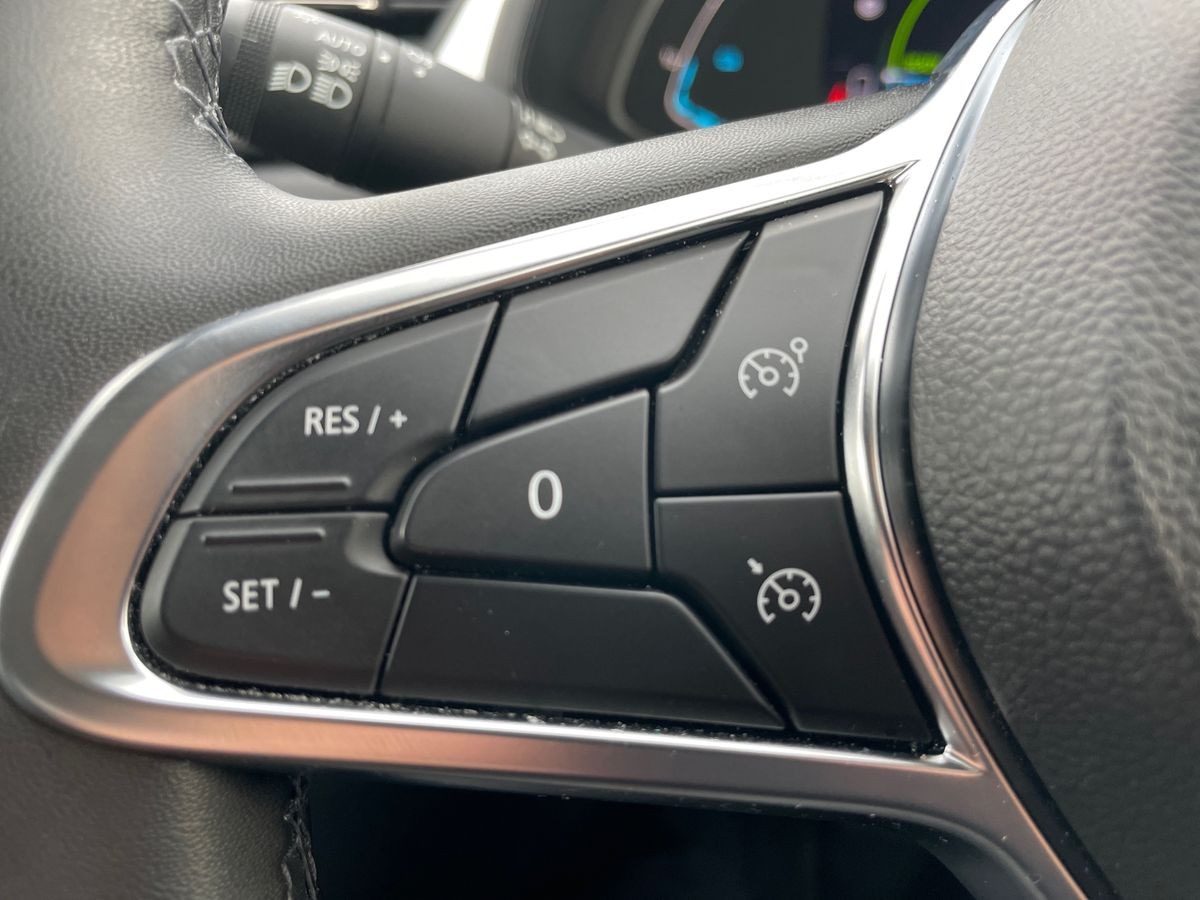 Used Renault Captur 2023 for sale - 76000468: Photo 18