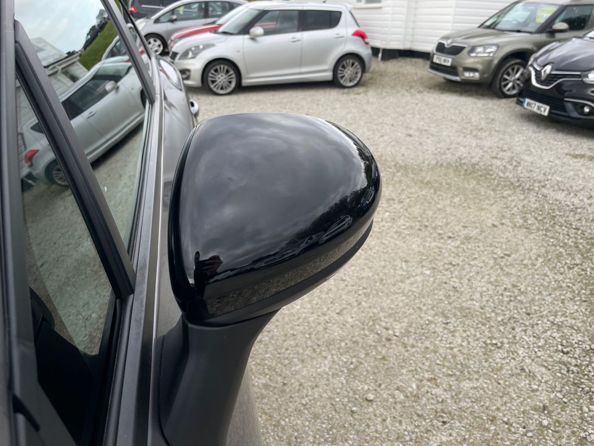 Used Renault Captur 2023 for sale - 76000468: Photo 21