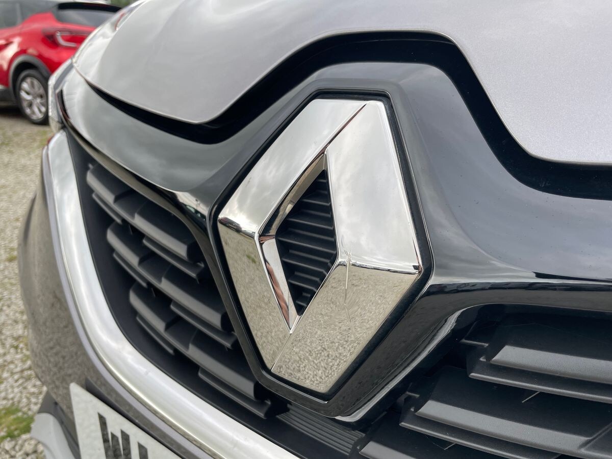 Used Renault Captur 2023 for sale - 76000468: Photo 24