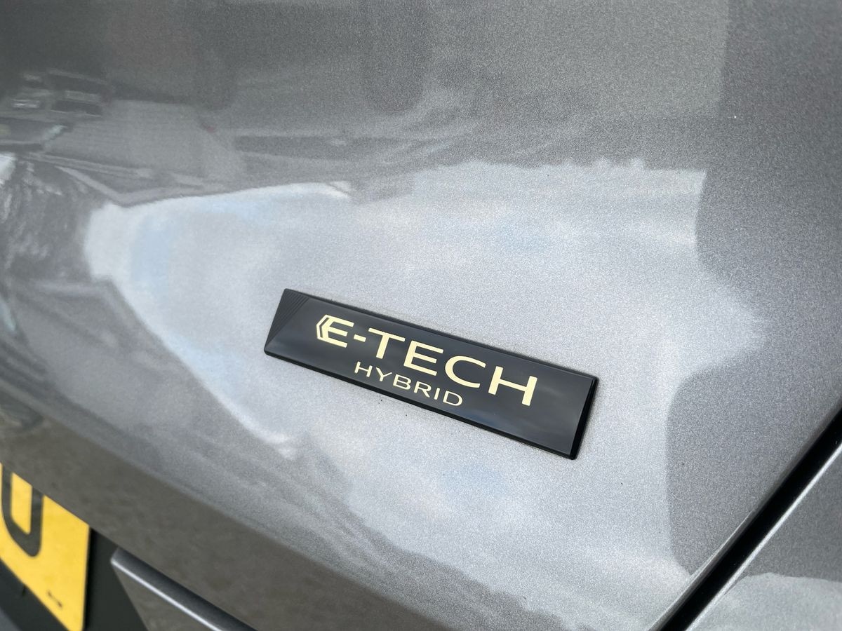 Used Renault Captur 2023 for sale - 76000468: Photo 30