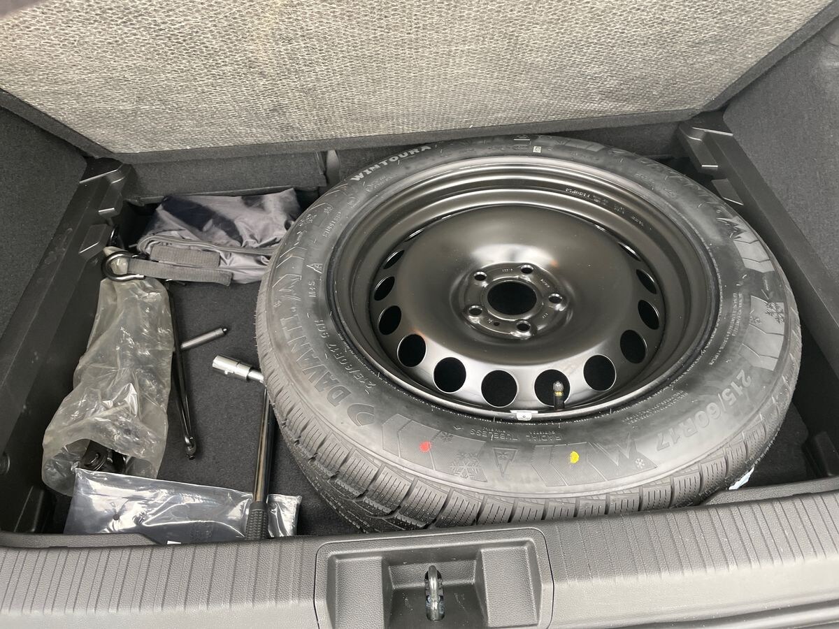 Used Renault Captur 2023 for sale - 76000468: Photo 33