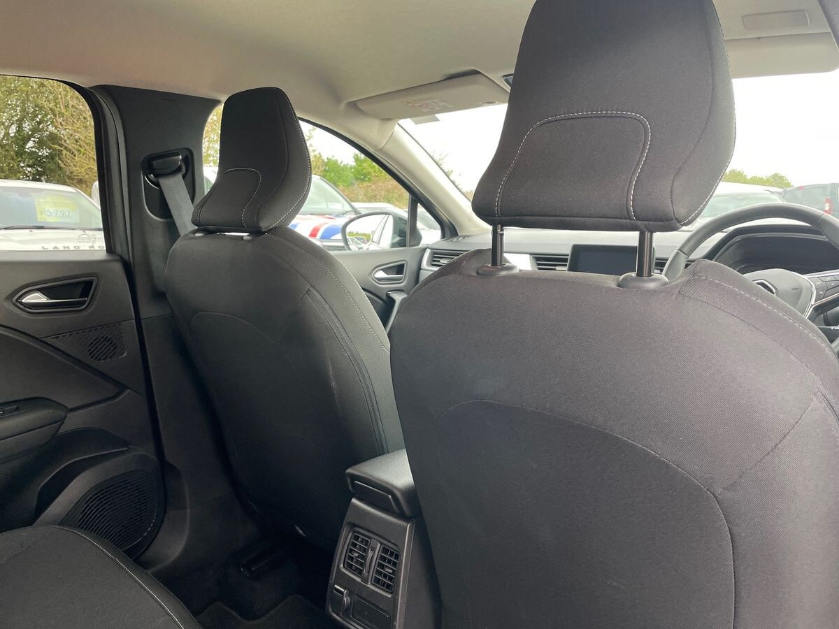 Used Renault Captur 2023 for sale - 76000468: Photo 37