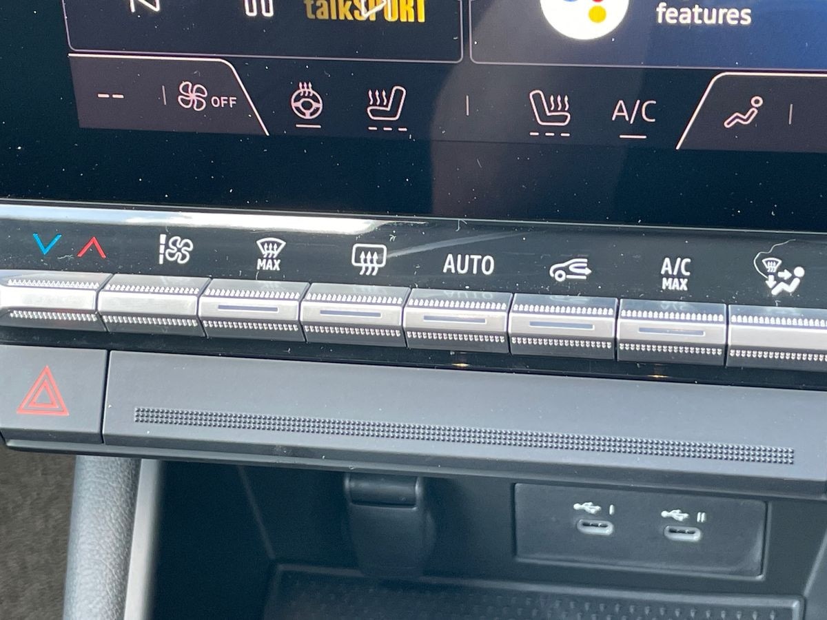 Used Renault Captur 2025 for sale - 76653761: Photo 12