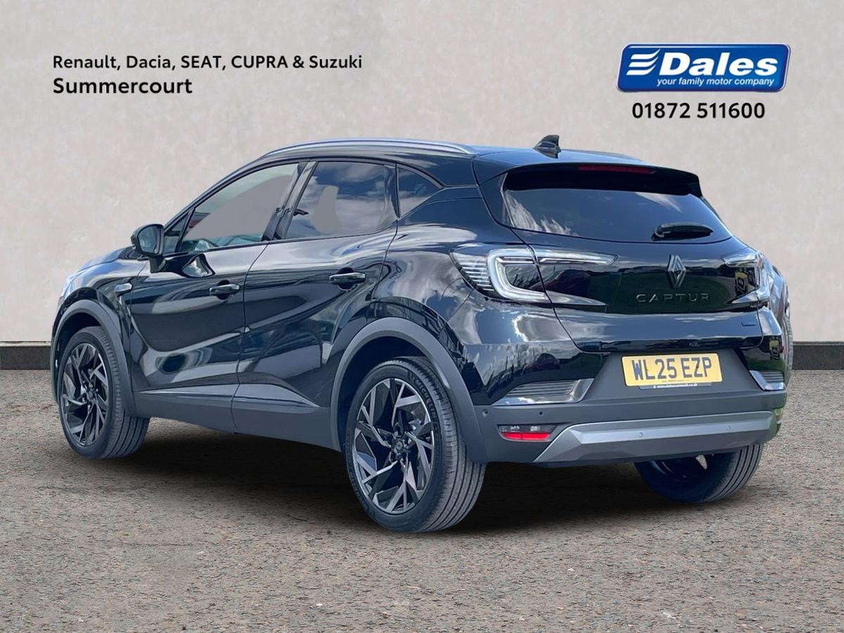 Used Renault Captur 2025 for sale - 76653761: Photo 2