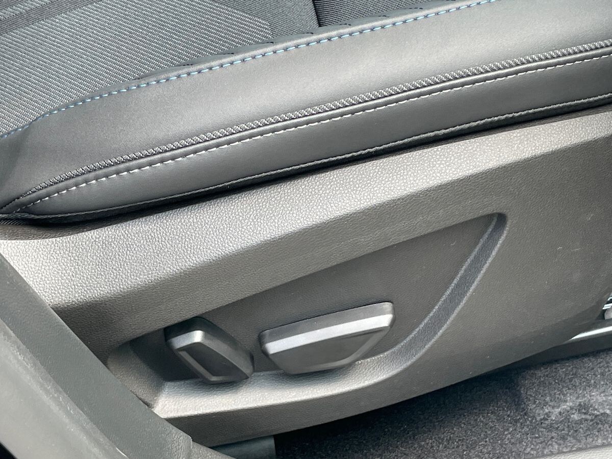 Used Renault Captur 2025 for sale - 76653761: Photo 28