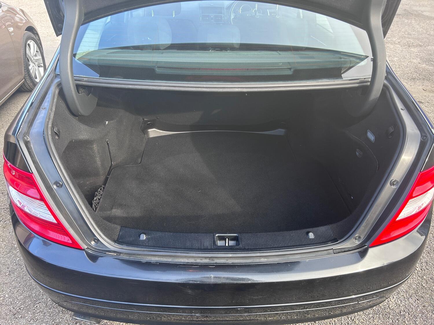 Used Mercedes-Benz C Class 2009 for sale - 77609910: Photo 5