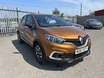 Used Renault Captur 2017 for sale - 79234729: Photo