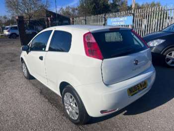 Used Fiat Punto 2015 for sale - 72591320: Photo