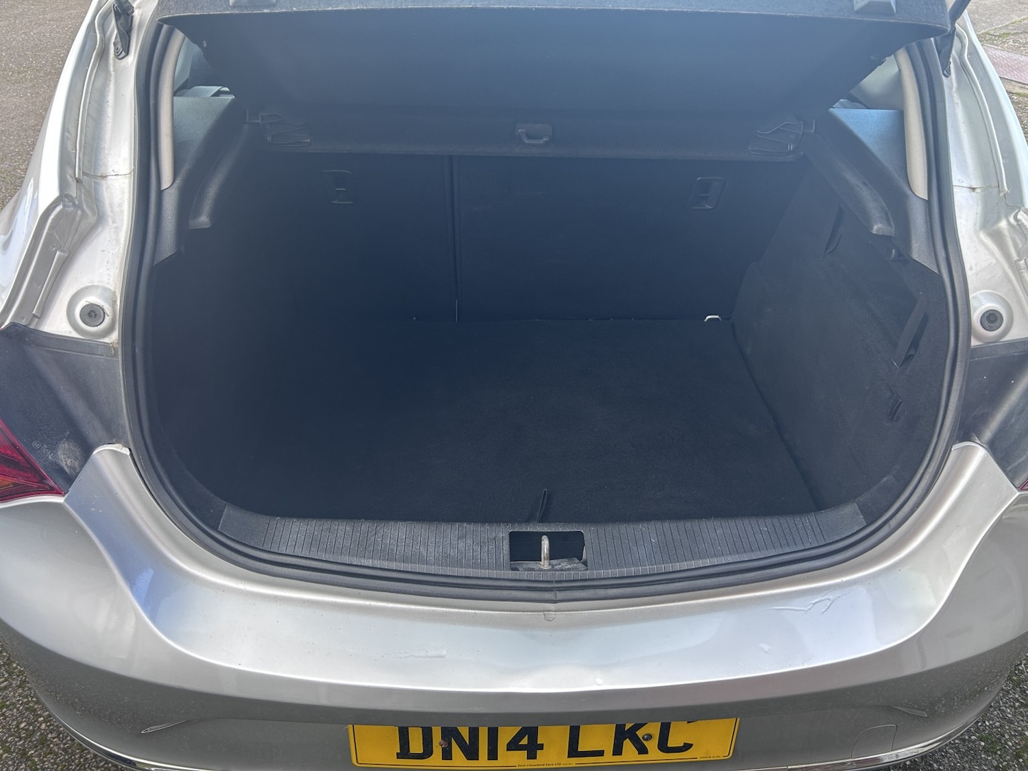 Used Vauxhall Astra 2014 for sale - 77572857: Photo 5