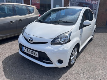Used Toyota AYGO 2013 for sale - 75504943: Photo