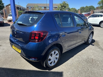 Used Dacia Sandero 2019 for sale - 79296598: Photo