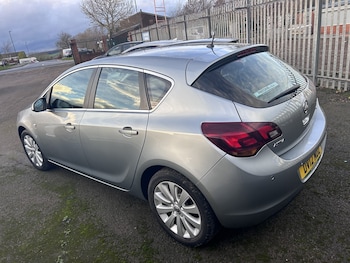Used Vauxhall Astra 2012 for sale - 76571210: Photo
