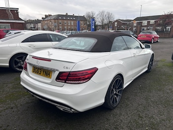 Used Mercedes-Benz E Class 2013 for sale - 76945562: Photo