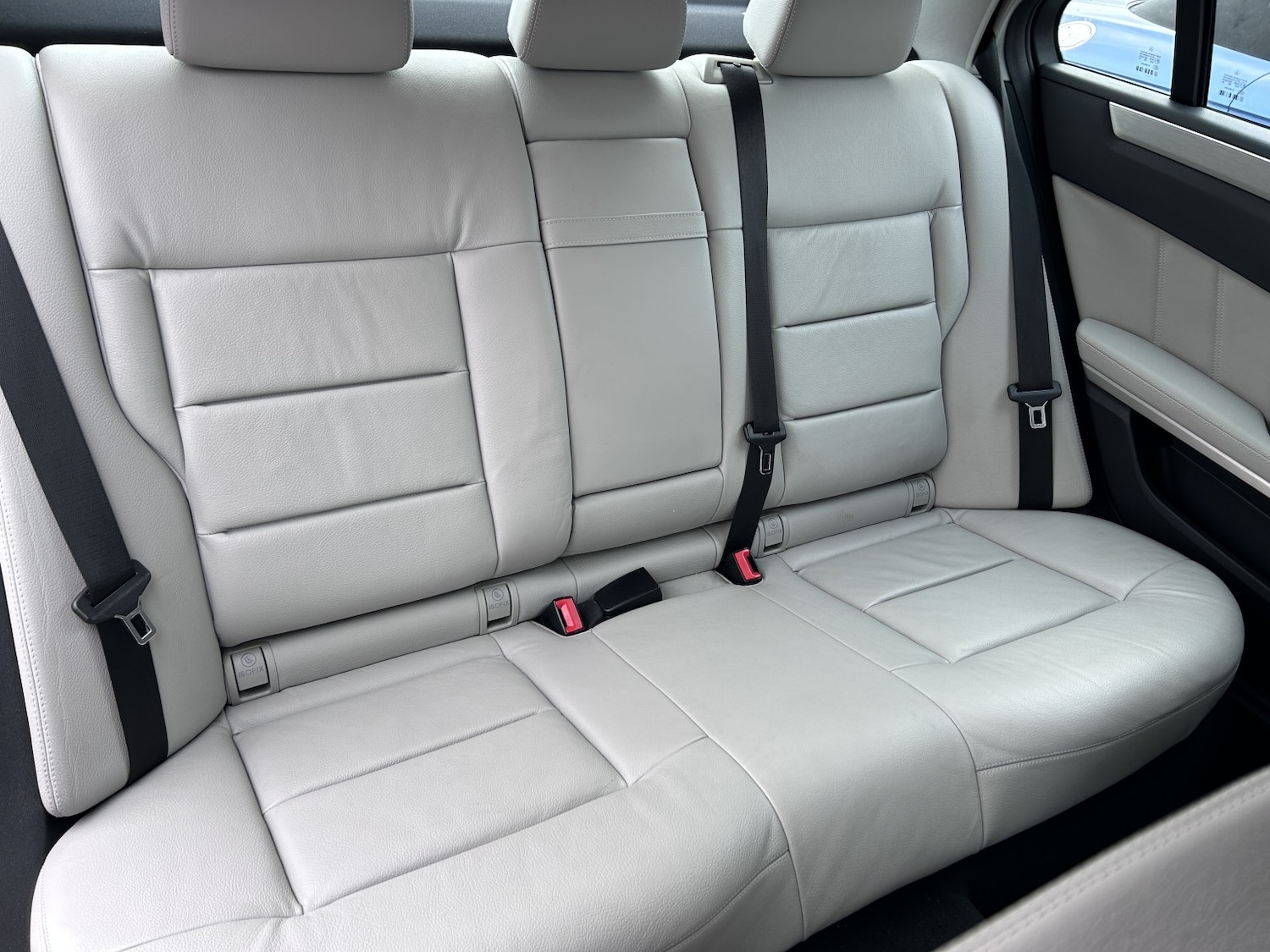 Used Mercedes-Benz E Class 2011 for sale - 77609992: Photo 6