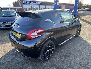 Used Peugeot 208 2013 for sale - 76986782: Photo