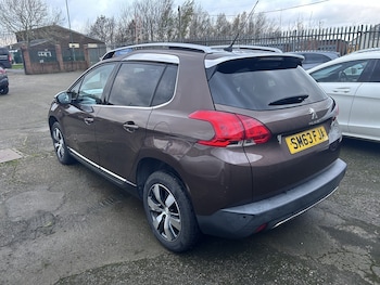Used Peugeot 2008 2014 for sale - 76725583: Photo