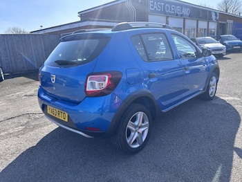 Used Dacia Sandero Stepway 2014 for sale - 77880968: Photo
