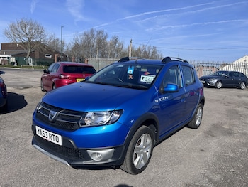 Used Dacia Sandero Stepway 2014 for sale - 77880968: Photo