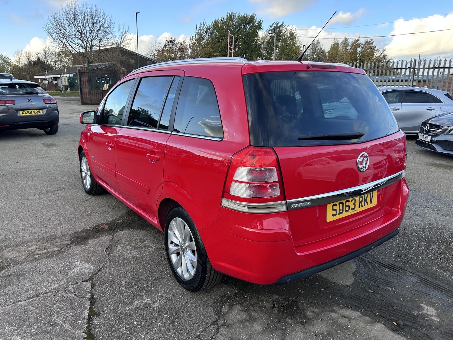 Used Vauxhall Zafira 2013 for sale - 76407557: Photo 4