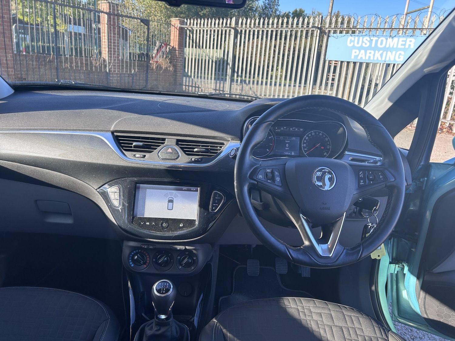 Used Vauxhall Corsa 2015 for sale - 76058124: Photo 8