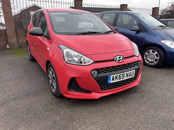 Used Hyundai i10 2019 for sale - 77277444: Photo