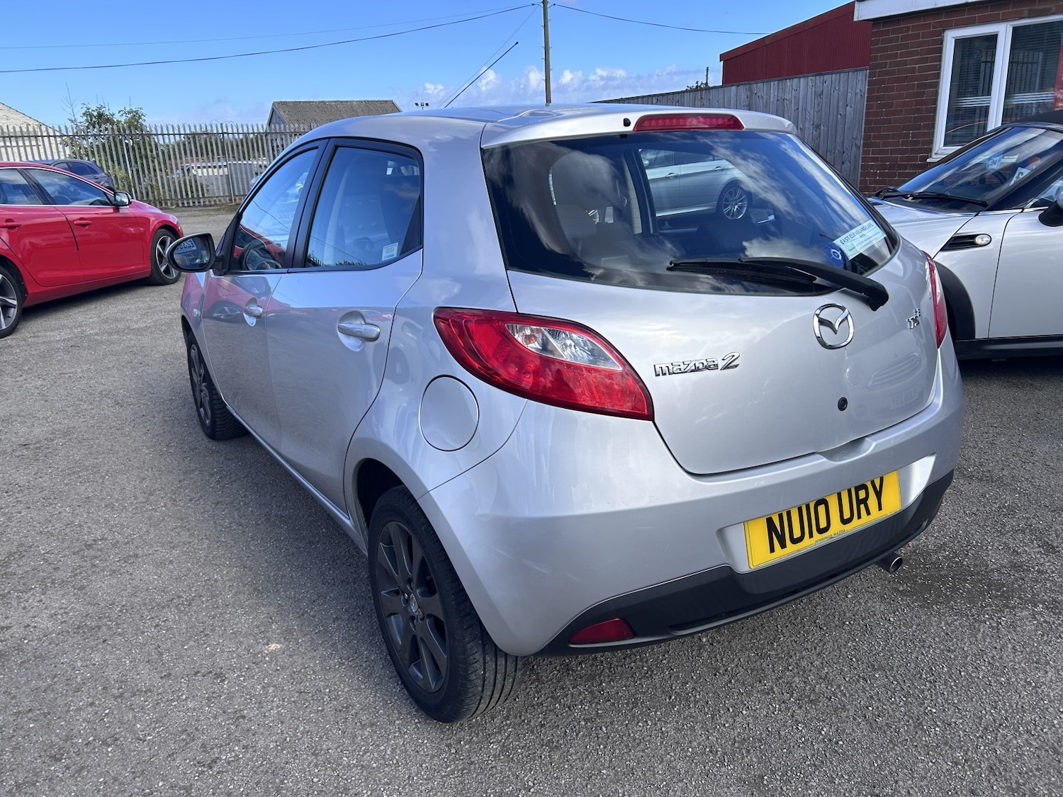 Used Mazda Mazda2 2010 for sale - 75789370: Photo 4