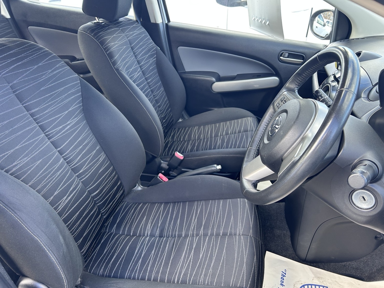 Used Mazda Mazda2 2010 for sale - 75789370: Photo 7