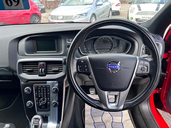 Used Volvo V40 2014 for sale - 76211766: Photo 10