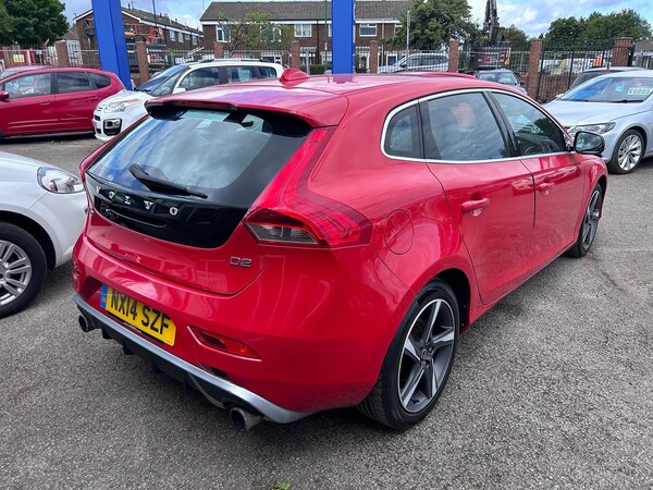 Used Volvo V40 2014 for sale - 76211766: Photo 2