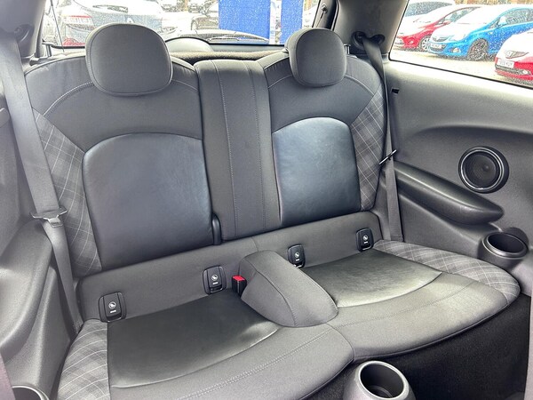 Used MINI Hatch 2014 for sale - 76107408: Photo 6