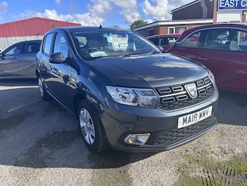 2018 - 1.5 Laureate dCi 90 5-Door