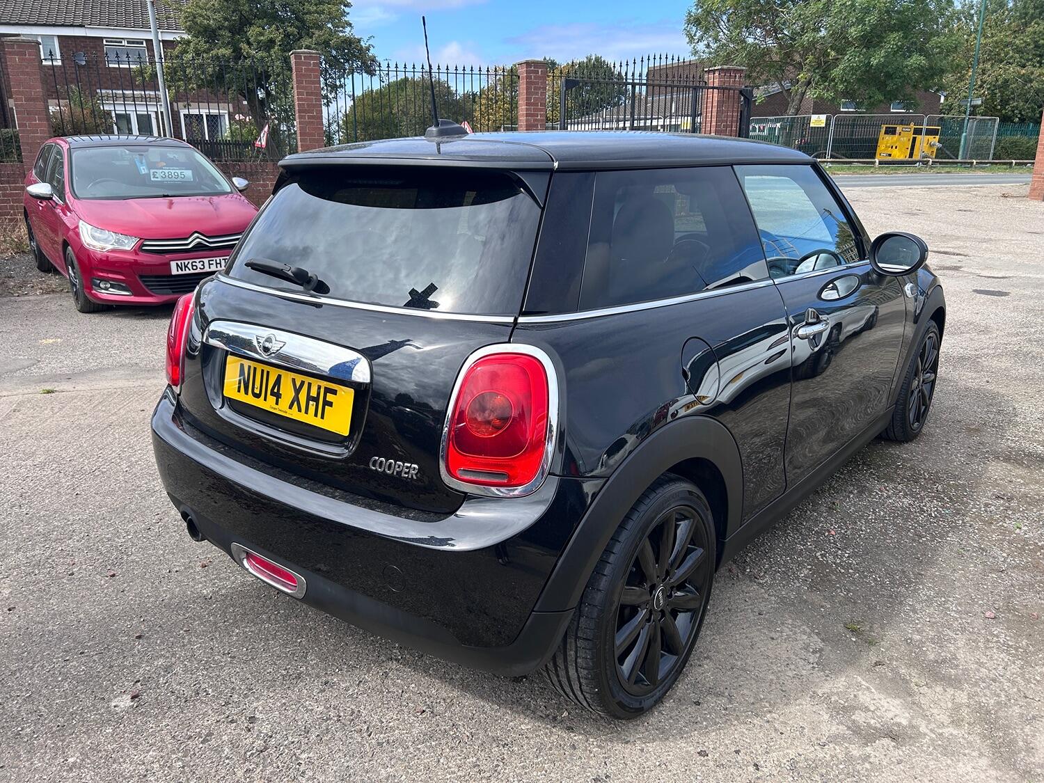 Used MINI Hatch 2014 for sale - 76347187: Photo 2