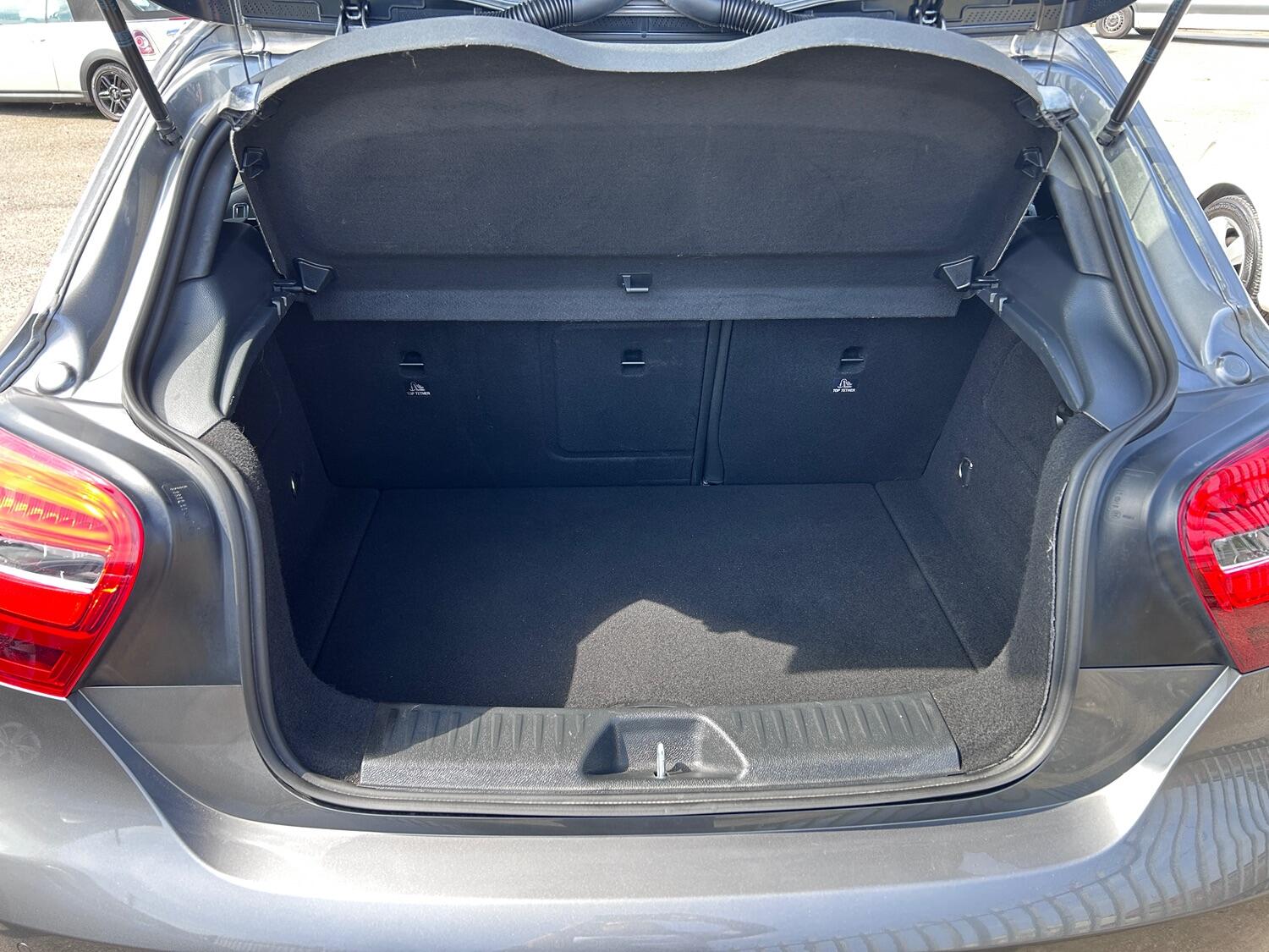 Used Mercedes-Benz A-Class 2017 for sale - 76252978: Photo 5